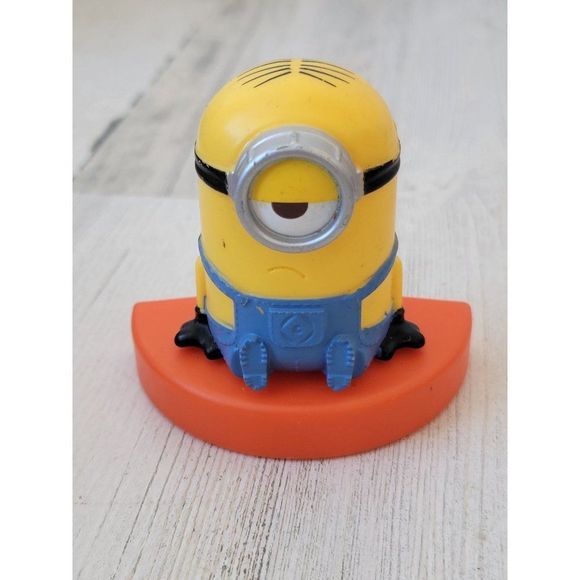 McDonald's Minion Despicable Me 2017 angry sad toy figure - Picture 2 of 9
